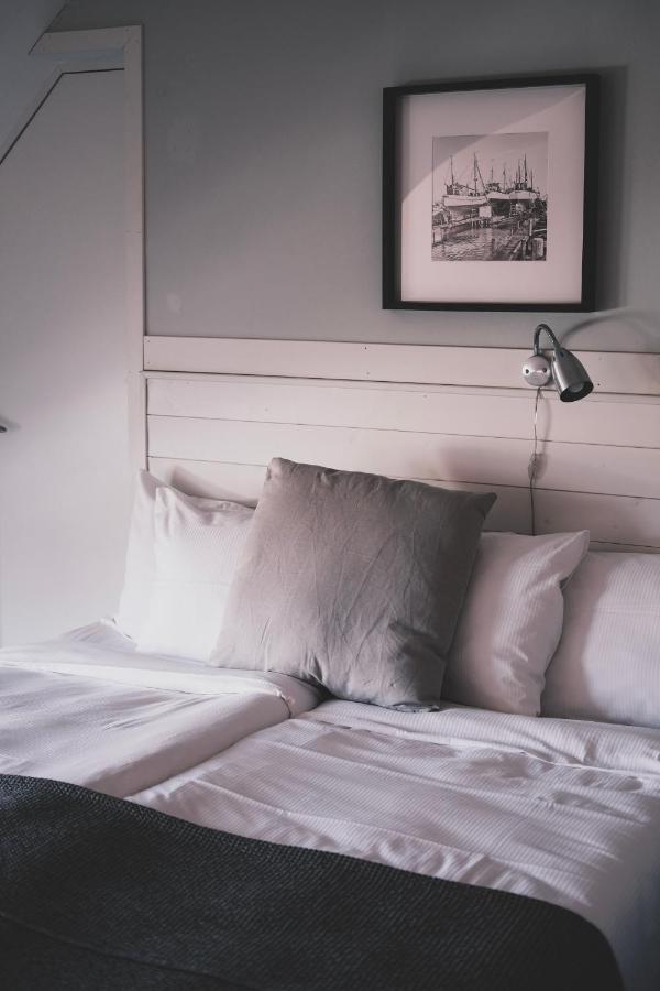 Skaergardshotellet Hoenoe Хене Екстериор снимка
