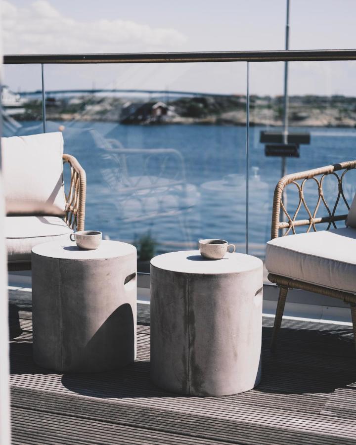 Skaergardshotellet Hoenoe Хене Екстериор снимка