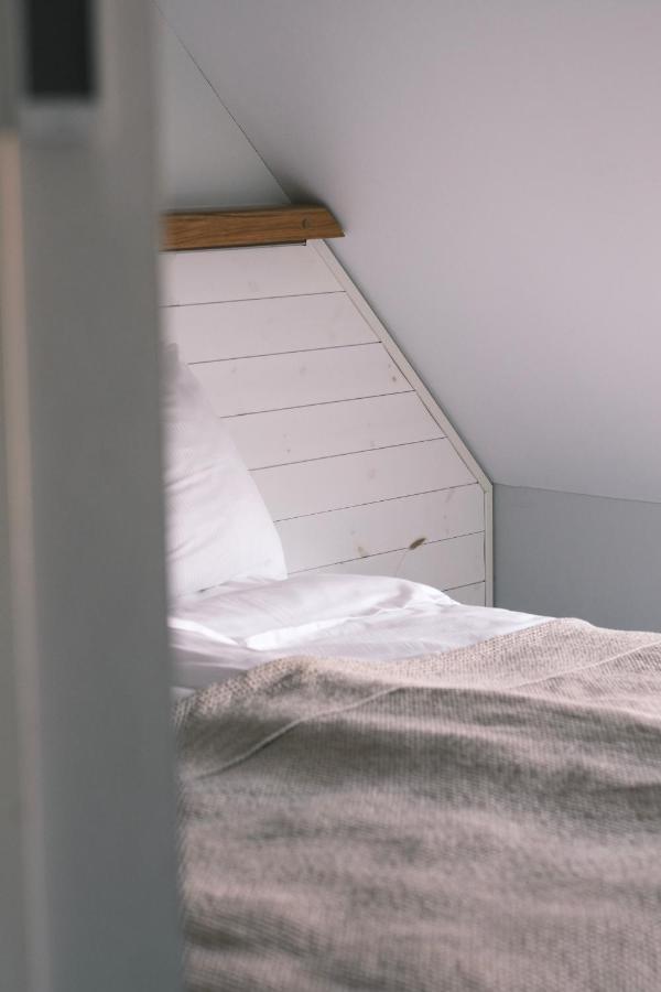 Skaergardshotellet Hoenoe Хене Екстериор снимка