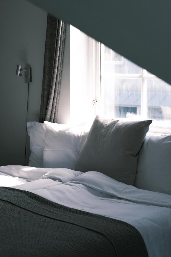 Skaergardshotellet Hoenoe Хене Екстериор снимка
